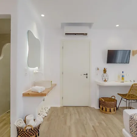 Naxian Spirit Hotel *