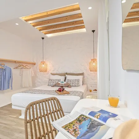 Naxian Spirit * Naxos City